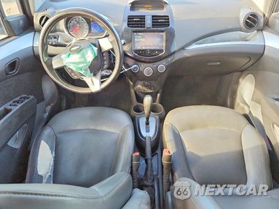 Zdjęcie 8 z 13 samochodu: 2013 CHEVROLET SPARK 2LT VIN:KL8CF6S98DC522057 - miniatura
