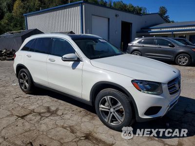 Czwarte zdjęcie samochodu z boku: 2016 MERCEDES-BENZ GLC 300 4MATIC VIN:WDC0G4KB8GF089223 - miniatura