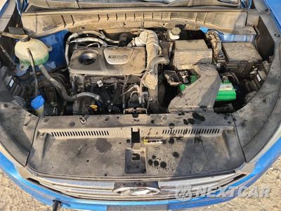 Zdjęcie 12 z 13 samochodu: 2016 HYUNDAI TUCSON LIMITED VIN:KM8J33A23GU198469 - miniatura