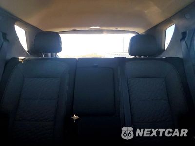 Zdjęcie 10 z 13 samochodu: 2019 CHEVROLET EQUINOX LT VIN:3GNAXKEV5KS616604 - miniatura