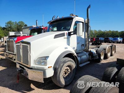 2018 KENWORTH T880 SEMI TRUCK 1XKZP4TX0JJ207006 - główne zdjęcie licytacji z USA - miniatura