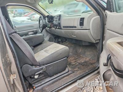 Zdjęcie 8 z 13 samochodu: 2009 CHEVROLET SILVERADO C1500 VIN:1GCEC14X19Z219780 - miniatura