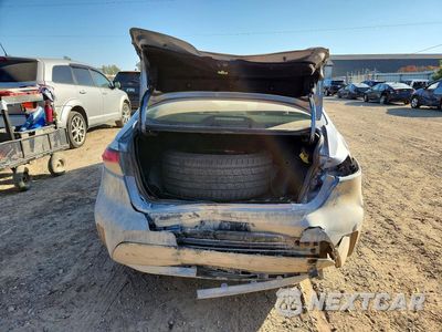 Zdjęcie 6 z 12 samochodu: 2022 TOYOTA COROLLA LE VIN:JTDEAMDE9NJ057010 - miniatura