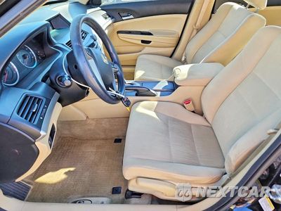 Zdjęcie 7 z 12 samochodu: 2012 HONDA ACCORD LX VIN:1HGCP2F31CA145683 - miniatura