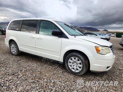 Czwarte zdjęcie samochodu z boku: 2009 CHRYSLER TOWN & COUNTRY LX VIN:2A8HR44E59R652534 - miniatura