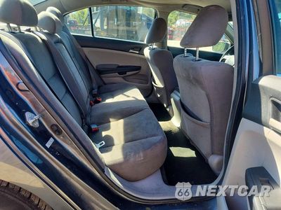 Zdjęcie 10 z 13 samochodu: 2011 HONDA ACCORD LX VIN:1HGCP2F34BA080617 - miniatura