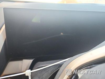Zdjęcie 9 z 13 samochodu: 2025 BMW X3 30 XDRIVE VIN:5UX53GP08S9Y45137 - miniatura