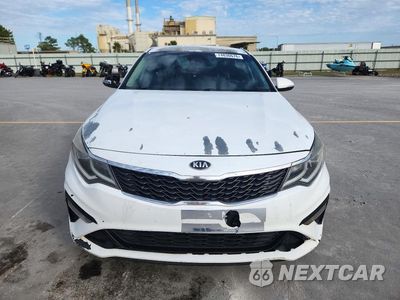 Piąte zdjęcie samochodu w środku: 2019 KIA OPTIMA LX VIN:5XXGT4L33KG333703 - miniatura