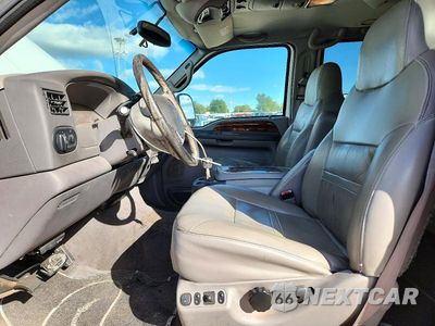 Zdjęcie 7 z 13 samochodu: 2000 FORD EXCURSION LIMITED VIN:1FMNU42S5YEB17356 - miniatura