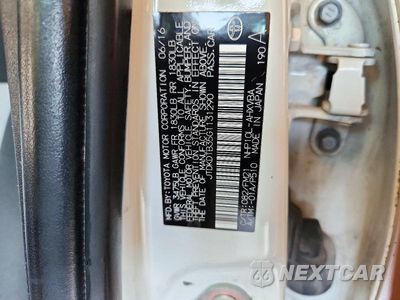 Zdjęcie 12 z 12 samochodu: 2016 TOYOTA PRIUS C TWO VIN:JTDKDTB35G1131290 - miniatura