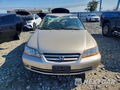 Piąte zdjęcie samochodu w środku: 2001 HONDA ACCORD LX VIN:JHMCG65551C000364 - miniatura