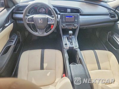 Zdjęcie 8 z 12 samochodu: 2018 HONDA CIVIC LX VIN:2HGFC2F52JH608228 - miniatura