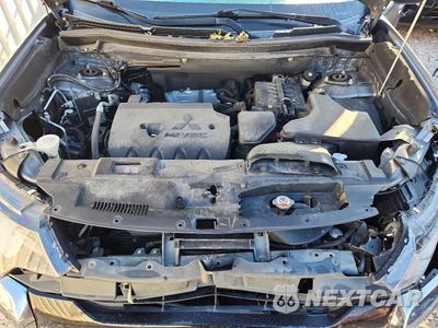 Zdjęcie 12 z 13 samochodu: 2018 MITSUBISHI OUTLANDER SE VIN:JA4AZ3A31JJ003385 - miniatura