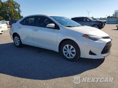 Czwarte zdjęcie samochodu z boku: 2018 TOYOTA COROLLA LE ECO VIN:5YFBPRHE3JP761511 - miniatura