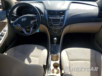 Zdjęcie 8 z 12 samochodu: 2016 HYUNDAI ACCENT SE VIN:KMHCT4AEXGU971690 - miniatura