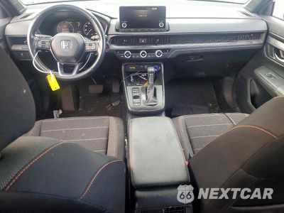 Zdjęcie 8 z 13 samochodu: 2023 HONDA CR-V SPORT VIN:7FARS6H57PE017950 - miniatura