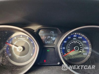 Zdjęcie 9 z 12 samochodu: 2015 HYUNDAI ELANTRA SE VIN:KMHDH4AE4FU457337 - miniatura