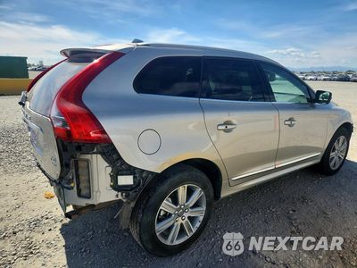 Trzecie zdjęcie samochodu z tyłu: 2017 VOLVO XC60 T5 INSCRIPTION VIN:YV440MRU5H2164274 - miniatura