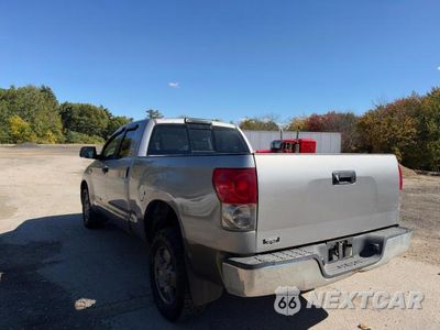 Trzecie zdjęcie samochodu z tyłu: 2007 TOYOTA TUNDRA SR5 VIN:5TBBV54137S450137 - miniatura