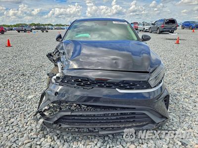 Piąte zdjęcie samochodu w środku: 2024 KIA FORTE LX VIN:3KPF24AD5RE709590 - miniatura