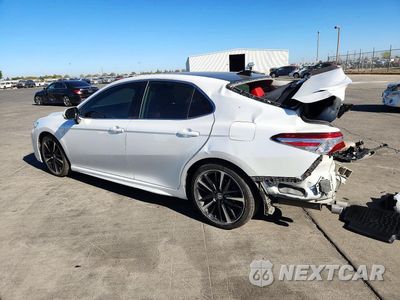 Drugie zdjęcie samochodu z przodu: 2020 TOYOTA CAMRY XSE VIN:4T1K61AK7LU504132 - miniatura