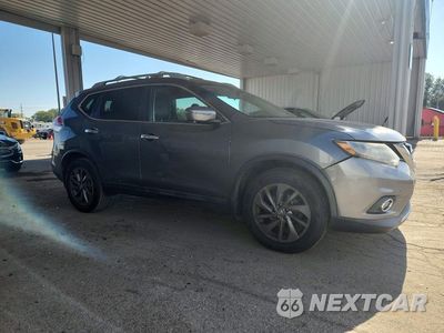 Czwarte zdjęcie samochodu z boku: 2016 NISSAN ROGUE SL VIN:5N1AT2MV8GC911436 - miniatura