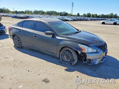 Czwarte zdjęcie samochodu z boku: 2015 NISSAN ALTIMA 2.5 S VIN:1N4AL3AP3FC182184 - miniatura