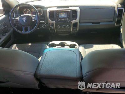 Zdjęcie 8 z 12 samochodu: 2014 RAM 1500 SLT VIN:1C6RR7GTXES273228 - miniatura