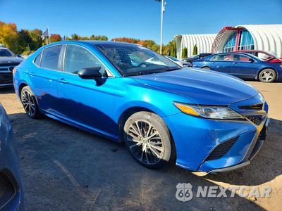 Czwarte zdjęcie samochodu z boku: 2019 TOYOTA CAMRY SE VIN:4T1B11HK1KU204900 - miniatura