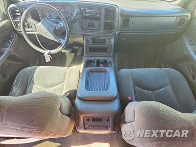 Zdjęcie 8 z 12 samochodu: 2004 CHEVROLET SILVERADO K2500 HEAVY DUTY VIN:1GCHK23104F127167 - miniatura