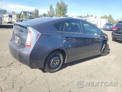 Trzecie zdjęcie samochodu z tyłu: 2015 TOYOTA PRIUS THREE VIN:JTDKN3DU1F0433960 - miniatura