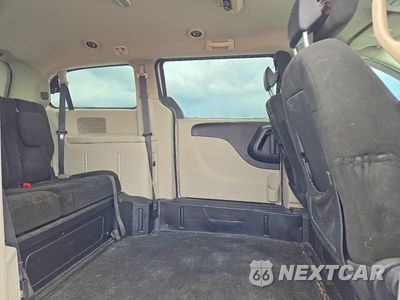 Zdjęcie 11 z 13 samochodu: 2016 DODGE GRAND CARAVAN SE VIN:2C4RDGBG2GR262570 - miniatura