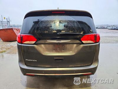 Zdjęcie 6 z 13 samochodu: 2017 CHRYSLER PACIFICA TOURING L VIN:2C4RC1BG6HR823726 - miniatura