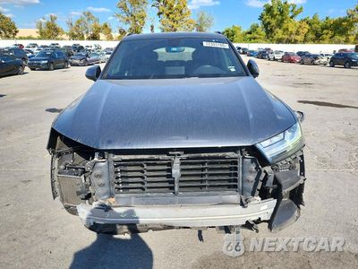 Piąte zdjęcie samochodu w środku: 2019 AUDI Q7 PREMIUM PLUS VIN:WA1LAAF74KD045601 - miniatura
