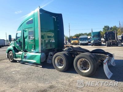 Drugie zdjęcie samochodu z przodu: 2019 KENWORTH T680 SEMI TRUCK VIN:1XKYDP9X8KJ226305 - miniatura