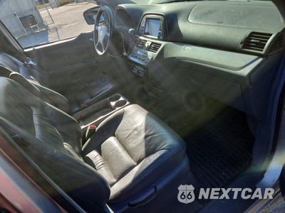 Zdjęcie 8 z 13 samochodu: 2006 HONDA ODYSSEY TOURING VIN:5FNRL38806B082834 - miniatura