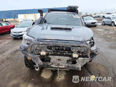 Piąte zdjęcie samochodu w środku: 2017 TOYOTA TACOMA TRD OFF-ROAD VIN:3TMCZ5AN4HM086609 - miniatura