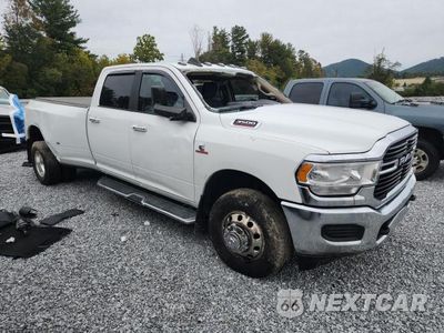 Czwarte zdjęcie samochodu z boku: 2019 RAM 3500 BIG HORN VIN:3C63RRHL0KG724315 - miniatura