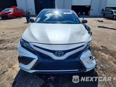 Piąte zdjęcie samochodu w środku: 2022 TOYOTA CAMRY XSE VIN:4T1K61AK1NU066338 - miniatura
