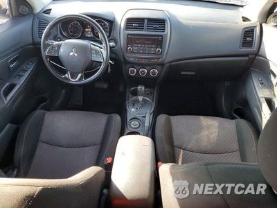 Zdjęcie 8 z 13 samochodu: 2017 MITSUBISHI OUTLANDER SPORT ES VIN:JA4AR3AUXHZ016351 - miniatura
