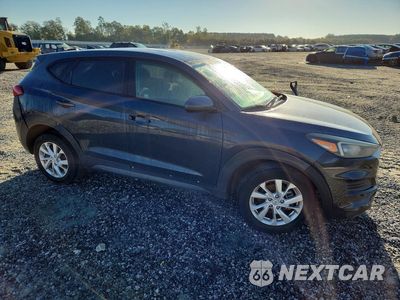Czwarte zdjęcie samochodu z boku: 2019 HYUNDAI TUCSON SE VIN:KM8J23A47KU916215 - miniatura