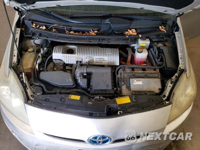 Zdjęcie 11 z 12 samochodu: 2010 TOYOTA PRIUS II VIN:JTDKN3DU0A0140446 - miniatura