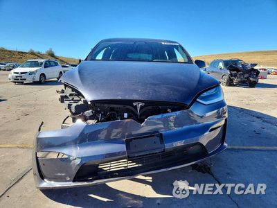 Piąte zdjęcie samochodu w środku: 2022 TESLA MODEL X VIN:7SAXCDE57NF336757 - miniatura