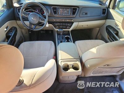 Zdjęcie 8 z 13 samochodu: 2019 KIA SEDONA L VIN:KNDMA5C16K6508683 - miniatura