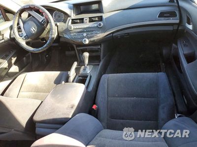Zdjęcie 8 z 12 samochodu: 2010 HONDA ACCORD LX VIN:1HGCP2F30AA072948 - miniatura