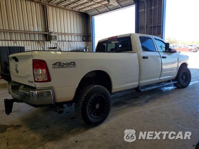 Trzecie zdjęcie samochodu z tyłu: 2022 RAM 2500 TRADESMAN VIN:3C6UR5HL8NG105415 - miniatura