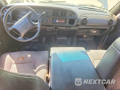 Zdjęcie 8 z 13 samochodu: 2000 DODGE RAM 1500 VIN:3B7HC13Z5YG125397 - miniatura