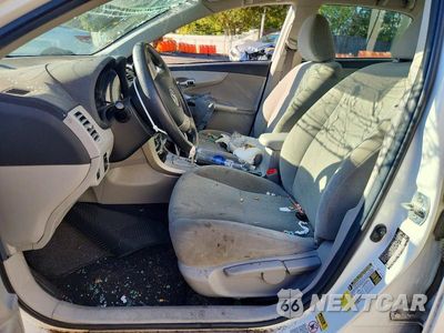 Zdjęcie 7 z 12 samochodu: 2013 TOYOTA COROLLA LE VIN:2T1BU4EE9DC107388 - miniatura