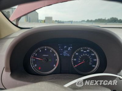Zdjęcie 9 z 12 samochodu: 2013 HYUNDAI ACCENT GLS VIN:KMHCT4AEXDU318403 - miniatura