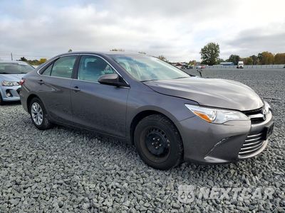 Czwarte zdjęcie samochodu z boku: 2015 TOYOTA CAMRY LE VIN:4T1BF1FK9FU114212 - miniatura